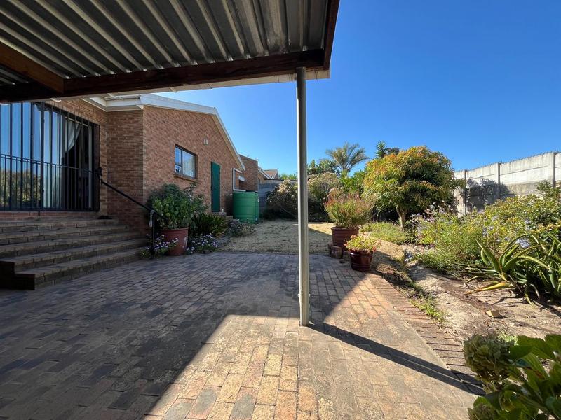 2 Bedroom Property for Sale in Brackenfell South Western Cape